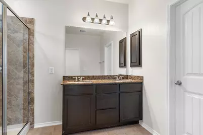 7604 Knockfin Drive, Austin, TX 78744 - Photo 17