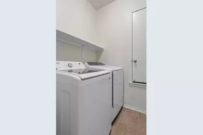 7604 Knockfin Drive, Austin, TX 78744 - Photo 25