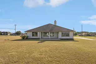 100 S Buckboard St, Liberty Hill, TX 78642 - Photo 37
