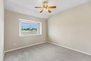100 S Buckboard St, Liberty Hill, TX 78642 - Photo 33