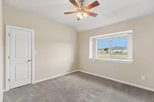 100 S Buckboard St, Liberty Hill, TX 78642 - Photo 35
