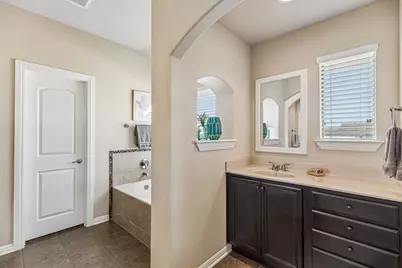 100 S Buckboard Street, Liberty Hill, TX 78642 - Photo 23