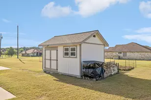100 S Buckboard St, Liberty Hill, TX 78642 - Photo 37