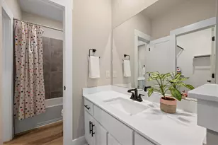 2345 Beebalm St, Leander, TX 78641 - Photo 31