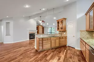 515 Rolling Green Dr, Lakeway, TX 78734 - Photo 15
