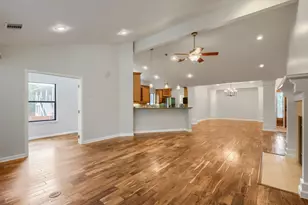 515 Rolling Green Dr, Lakeway, TX 78734 - Photo 7