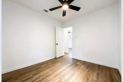 407 Tamworth Avenue, Austin, TX 78745 - Photo 17