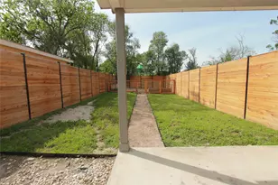 7302 Bennett Ave, Austin, TX 78752 - Photo 19
