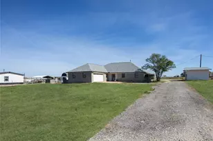 2412 Williamson Rd, Lockhart, TX 78644 - Photo 21