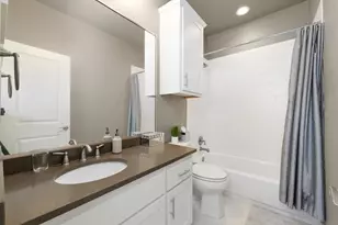 1004 E 13th St, Austin, TX 78702 - Photo 23