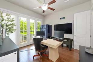1004 E 13th St, Austin, TX 78702 - Photo 15