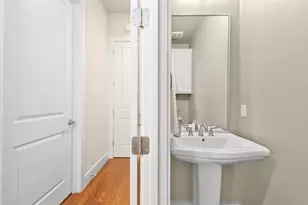1004 E 13th St, Austin, TX 78702 - Photo 31