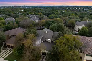 6009 Woodcrest Dr, Austin, TX 78759 - Photo 31