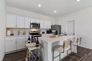 509 Redfish Ln, Hutto, TX 78634 - Photo 11