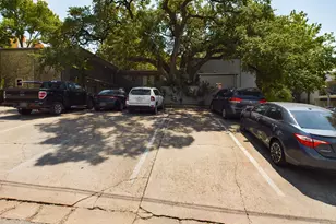 803 W 28th St, Austin, TX 78705 - Photo 5