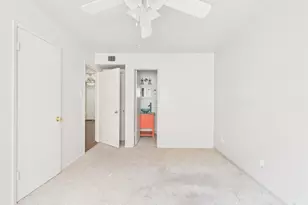 803 W 28th St, Austin, TX 78705 - Photo 17
