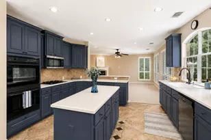 12935 Brigham Dr, Austin, TX 78732 - Photo 11
