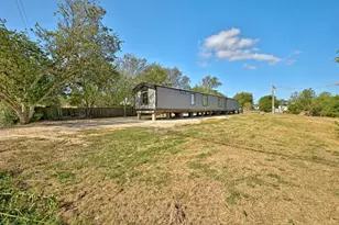 212 Greenfield Rd, Kyle, TX 78640 - Photo 19