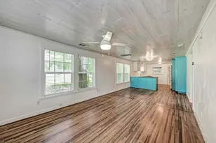 1407 Leona St, Austin, TX 78702 - Photo 9