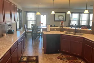 4410 King's Canyon Dr, Taylor, TX 78634 - Photo 5