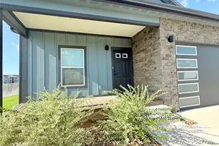 2031 Applewood Dr, Lockhart, TX 78644 - Photo 3