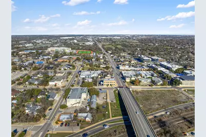 103 W Bagdad Avenue, Round Rock, TX 78664 - Photo 11