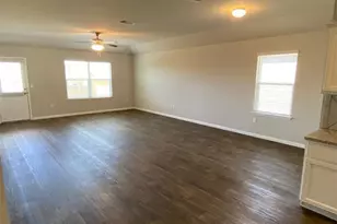 10708 Seguin St, Austin, TX 78754 - Photo 9