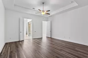 724 Landing Ln, Leander, TX 78641 - Photo 17