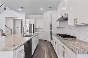 724 Landing Ln, Leander, TX 78641 - Photo 13