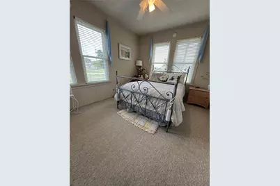 549 Marshall Johnson Avenue S, Port Lavaca, TX 77979 - Photo 11