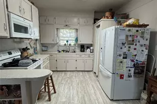 549 Marshall Johnson Ave S, Port Lavaca, TX 77979 - Photo 15