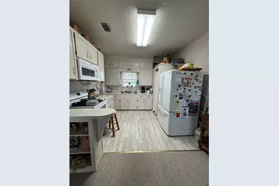 549 Marshall Johnson Avenue S, Port Lavaca, TX 77979 - Photo 15