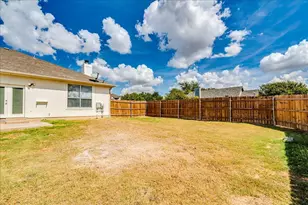 1021 Black Locust Drive West, Pflugerville, TX 78660 - Photo 19