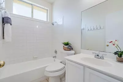 1021 Black Locust Drive W, Pflugerville, TX 78660 - Photo 13