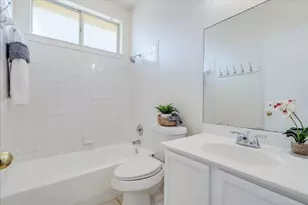 1021 Black Locust Drive West, Pflugerville, TX 78660 - Photo 13