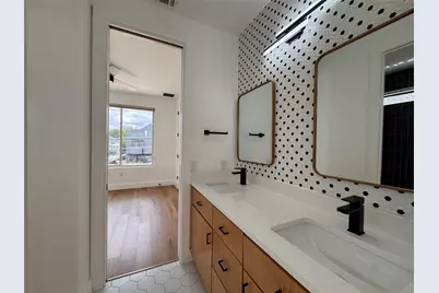 2919 E 13th Street #1, Austin, TX 78702 - Photo 31