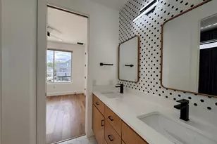 2919 E 13th St, Austin, TX 78702 - Photo 31