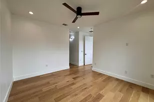 2919 E 13th St, Austin, TX 78702 - Photo 23