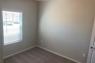 214 Bent Creek Dr, Hutto, TX 78634 - Photo 9