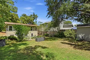 2111 W 12th St, Austin, TX 78703 - Photo 5