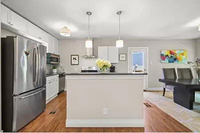 2111 W 12th Street, Austin, TX 78703 - Photo 9
