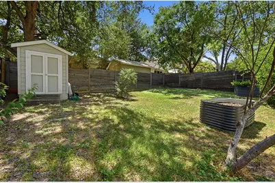 2111 W 12th Street, Austin, TX 78703 - Photo 25