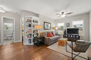 2111 W 12th St, Austin, TX 78703 - Photo 9
