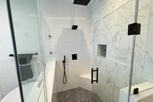 4400 Lindberg Ln, Lago Vista, TX 78645 - Photo 21