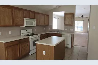 11224 Crazy Well Drive, Austin, TX 78717 - Photo 5