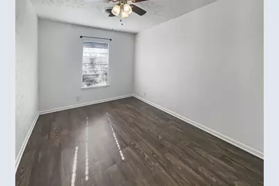 1105 E 17th Street, Georgetown, TX 78626 - Photo 13