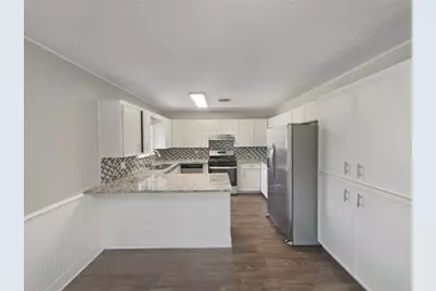 1105 E 17th Street, Georgetown, TX 78626 - Photo 9