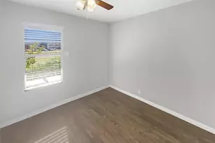 1105 E 17th St, Georgetown, TX 78626 - Photo 11