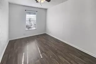 1105 E 17th St, Georgetown, TX 78626 - Photo 13