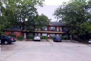 2306 E 8th St, Austin, TX 78702 - Photo 9